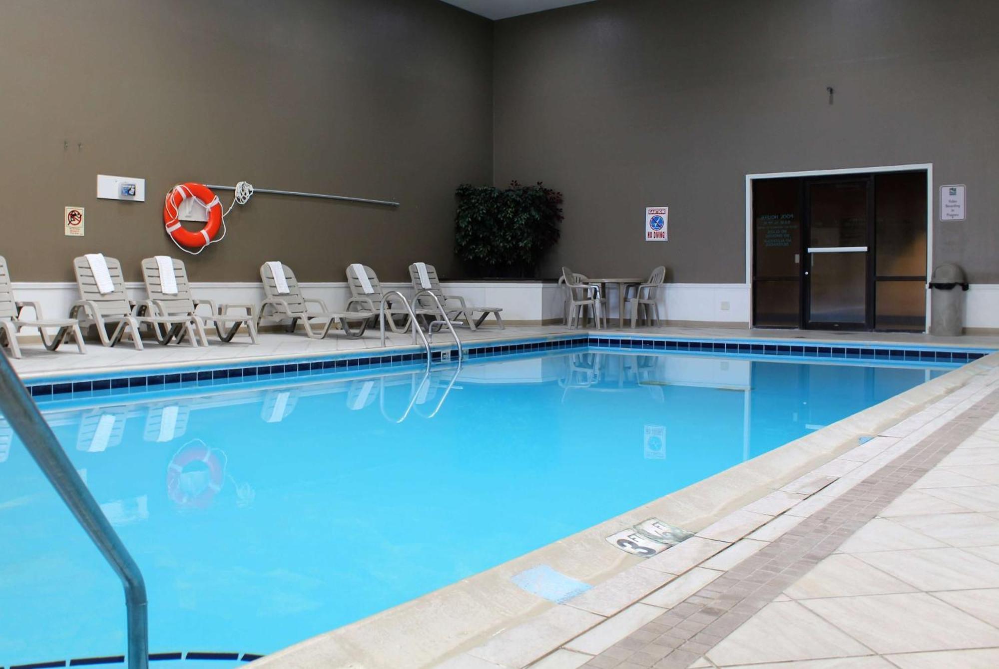 Ramada By Wyndham North Platte Hotel Luaran gambar